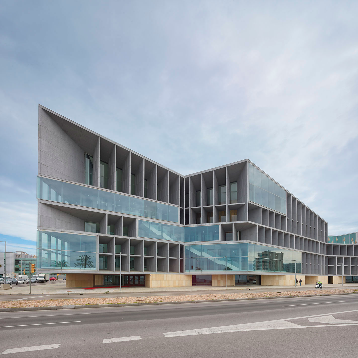 Palacio de Congresos y Hotel en Palma de Mallorca